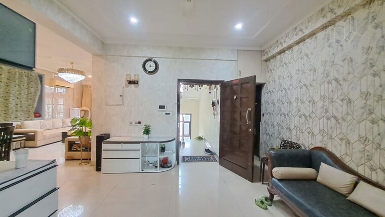 Living Room, green park 3 Bedroom 235 Sq.Yd. Builder Floor In Green Park Delhi 10012263