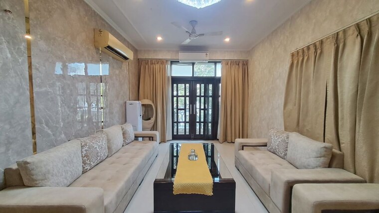 Kitchen, green park 3 Bedroom 235 Sq.Yd. Builder Floor In Green Park Delhi 10012263