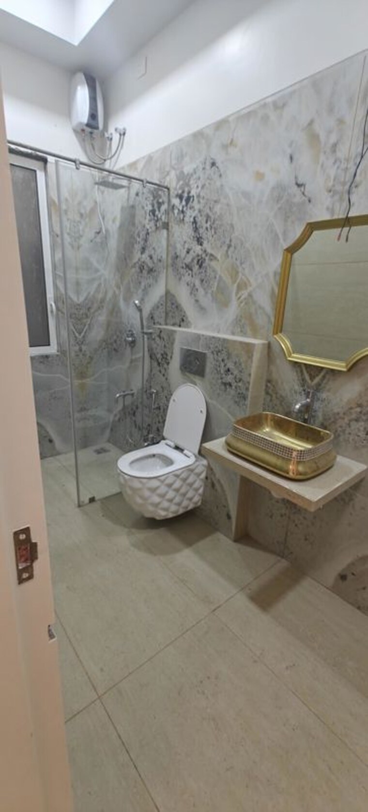 Washroom, indiabulls-sky-forest 3 Bedroom 1690 Sq.Ft. Apartment In Lower Parel Mumbai 10012262