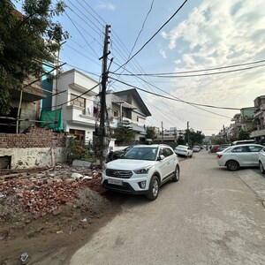 Parking in 5 BHK Villa at Sector 21 – for Sale