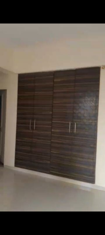 Room in 2 BHK Apartment at Vijay Galaxy, Waghbil – for Rent