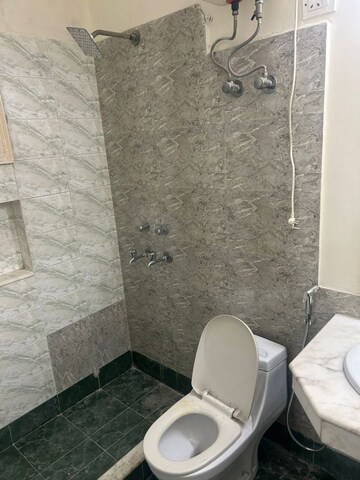 Bathroom in 3 BHK Builder Floor at Unitech South City II, Sector 50 – for Rent