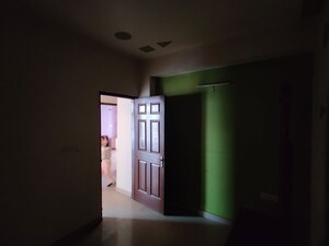 Room in 2 BHK Apartment at Ajnara Integrity, Raj Nagar Extension – for Rent