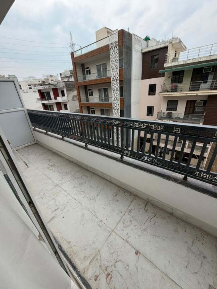 Balcony, sas-tower 1 Bedroom 750 Sq.Ft. Builder Floor In Sector 38 Gurgaon 10012368