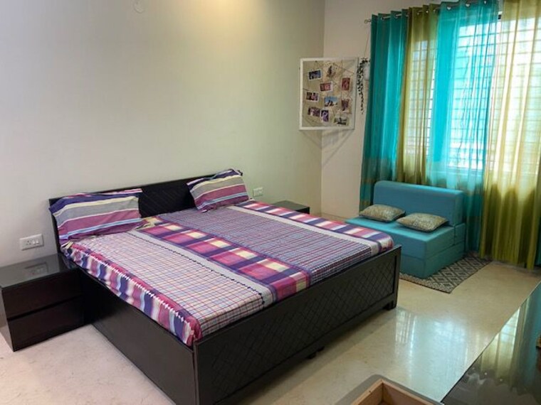 Bedroom, sector 14 3.5 Bedroom 350 Sq.Yd. Builder Floor In Sector 14 Faridabad 10012371