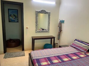 Bedroom in 3.5 BHK Builder Floor at Sector 14 – for Rent