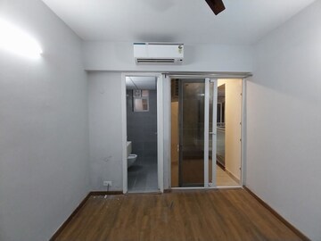 Room in 2 BHK Builder Floor at Sector 37d – for Sale