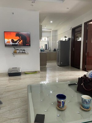 Parking in 3 BHK Apartment at Mapsko Paradise, Sector 83 – for Rent