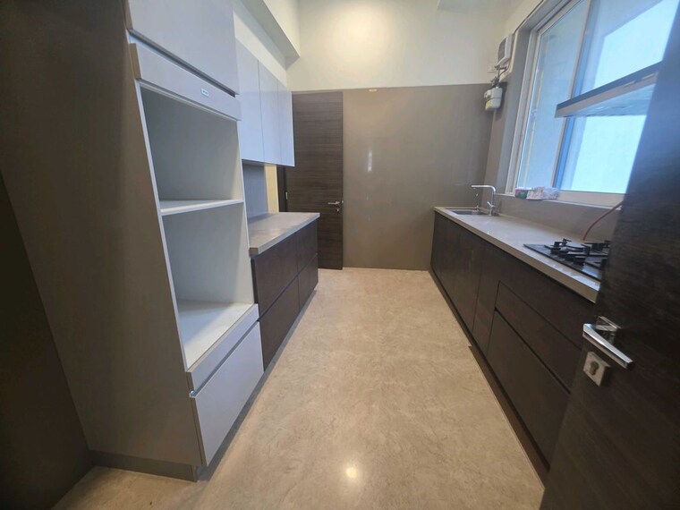 Kitchen, raheja-imperia 3 Bedroom 1450 Sq.Ft. Apartment In Worli Mumbai 10012386