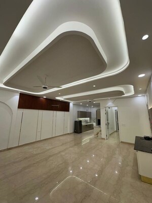 3 BHK Builder Floor For Sale in Tilak Nagar