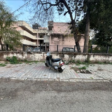 Parking in 3 BHK Independent House at Sector 12 Panchkula – for Sale