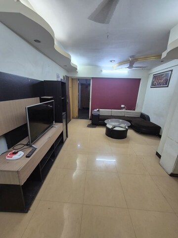 Team Area in 2 BHK Apartment at Golden Park Complex, Gokul Nagar – for Rent