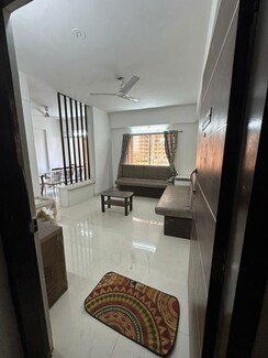 2 BHK Apartment For Rent in Sai Raj Heights