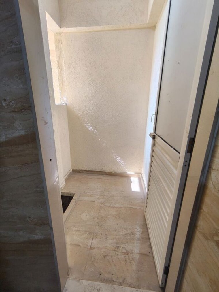 Bathroom, siddhi-highland-springs 2 Bedroom 660 Sq.Ft. Apartment In Dhokali Thane 10012482