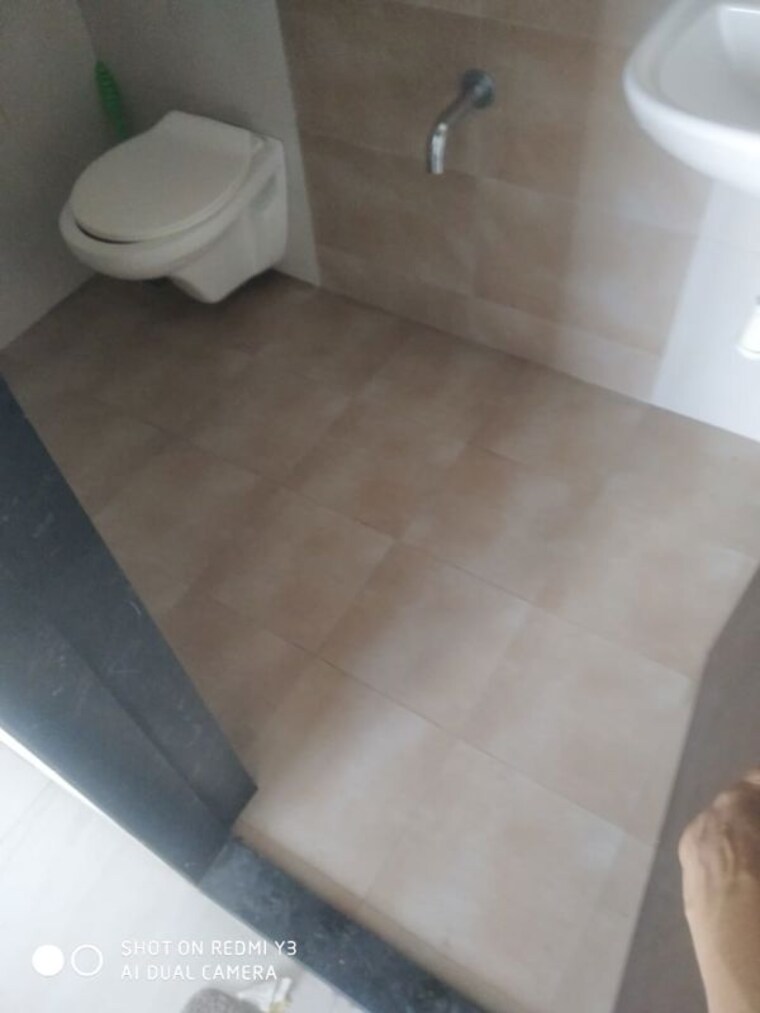 Bathroom, kanifnath-archana-paradise 1 Bedroom 650 Sq.Ft. Apartment In Mohammadwadi Pune 10012456