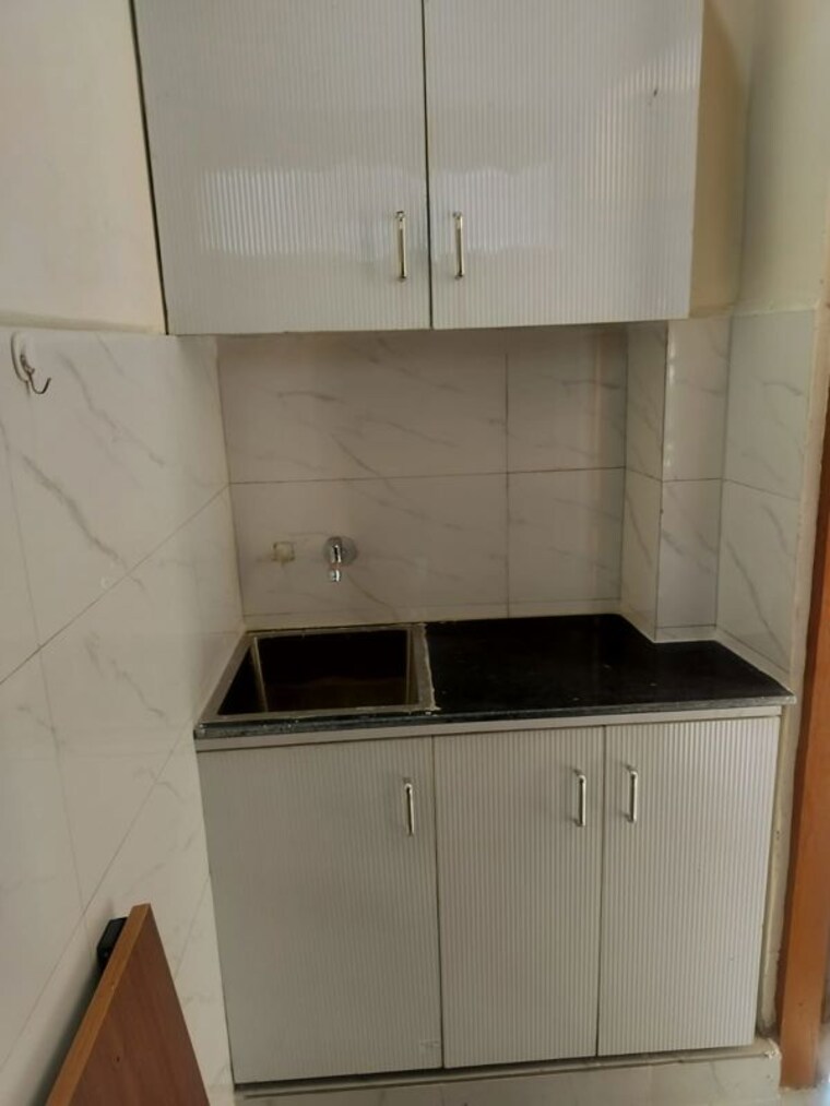 Kitchen, sector 44 1.5 Bedroom 1200 Sq.Ft. Villa In Sector 44 Noida 10012498