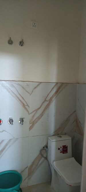 Furnished Amenities in 2 BHK Builder Floor at Dhakoli – for Rent