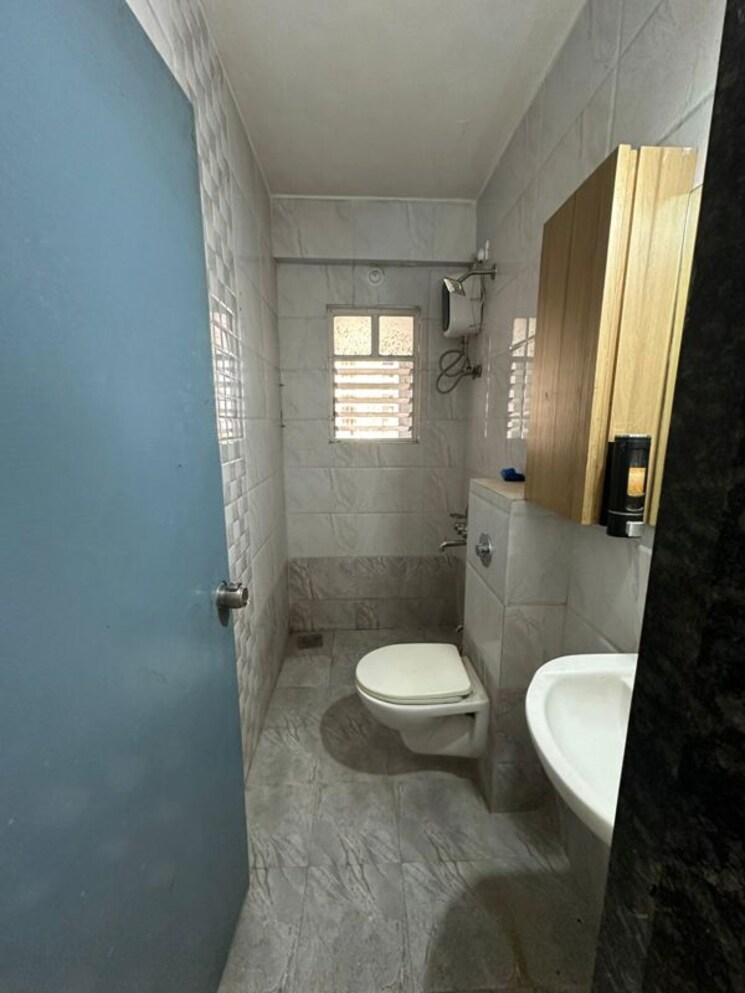 Bathroom, sai-raj-heights 2 Bedroom 634 Sq.Ft. Apartment In Punawale Pune 10012513