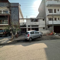 Plot For Sale in Sector 4