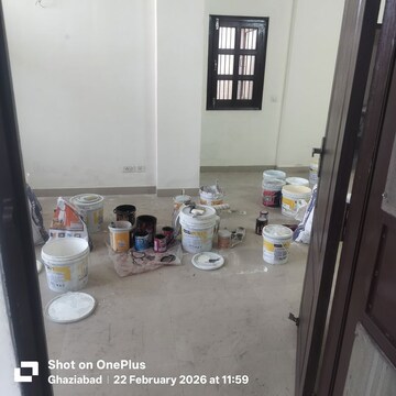 Room in 2.5 BHK Builder Floor at Aditya Gracious Floors, Dasna – for Rent