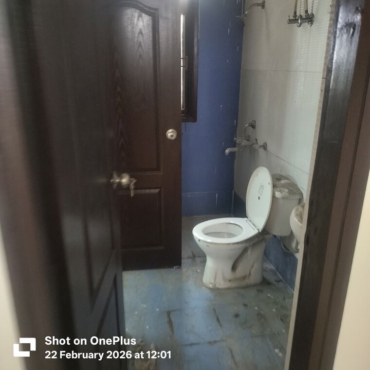 Bathroom, aditya-gracious-floors 2.5 Bedroom 1377 Sq.Ft. Builder Floor In Dasna Ghaziabad 10012519