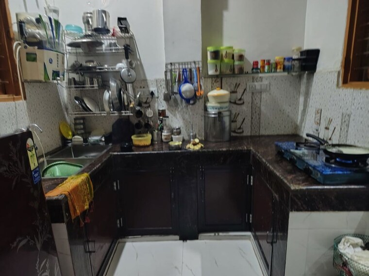 Kitchen, sai-kunj-new-palam-vihar 4 Bedroom 1200 Sq.Ft. Independent House In New Palam Vihar Phase 3 Gurgaon 10012520