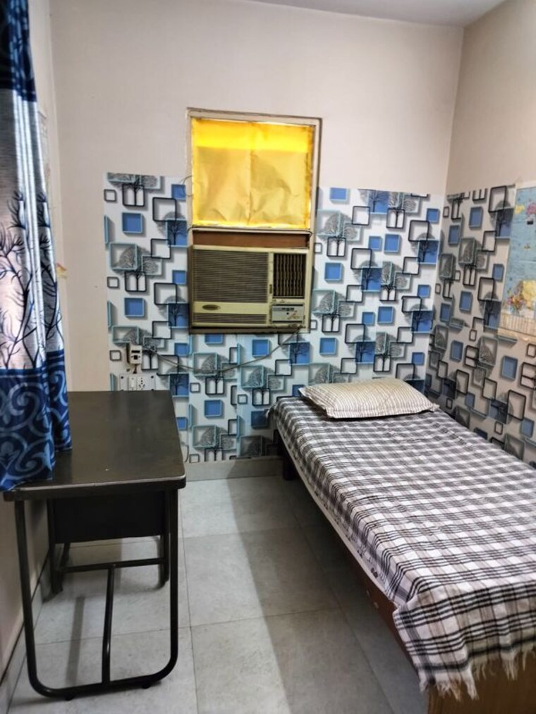 Balcony, sector 41 4 Bedroom 3200 Sq.Ft. Villa In Sector 41 Noida 10012522