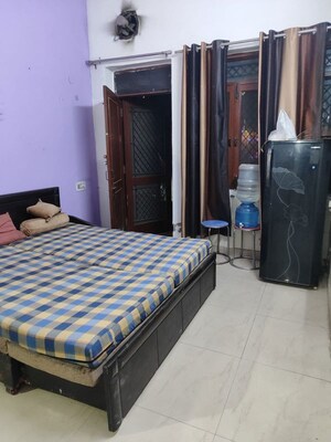 Bedroom in 4 BHK Villa at Sector 41 – for Rent
