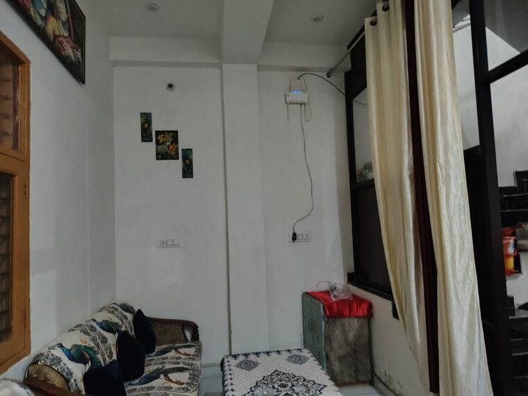 Master Bedroom, r-k-tower 4 Bedroom 1200 Sq.Ft. Independent House In Palam Vihar Extension Gurgaon 10012528