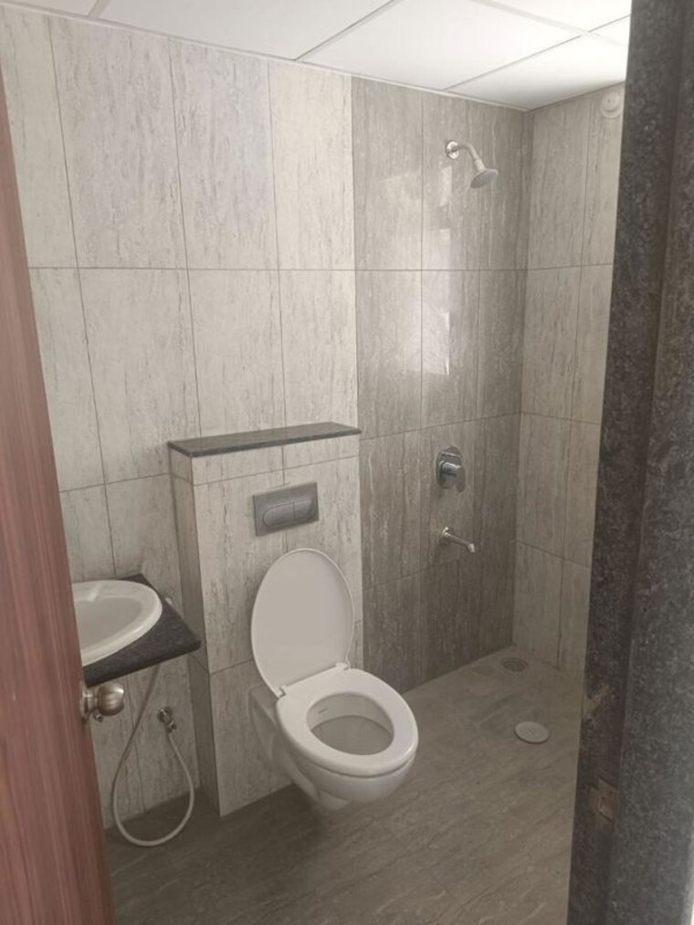 Bathroom, kolte-patil-life-republic 2 Bedroom 750 Sq.Ft. Apartment In Hinjewadi Pune 10012511