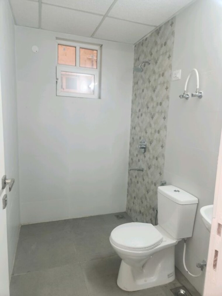 Bathroom, signature-global-city 3 Bedroom 1250 Sq.Ft. Apartment In Sector 37d Gurgaon 10012509