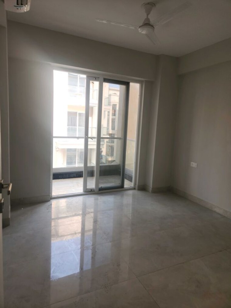 Room, signature-global-city 3 Bedroom 1250 Sq.Ft. Apartment In Sector 37d Gurgaon 10012509