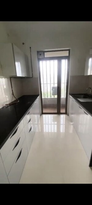 Kitchen in 2 BHK Apartment at Kalpataru Paramount E, Kapur Bawdi – for Rent