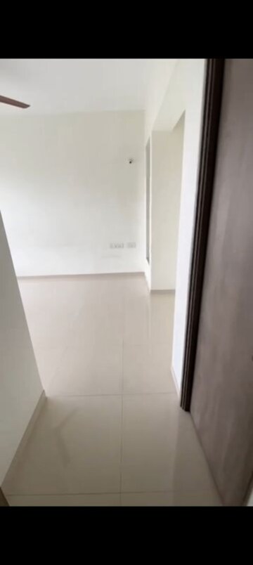 Building Lobby in 2 BHK Apartment at Kalpataru Paramount E, Kapur Bawdi – for Rent