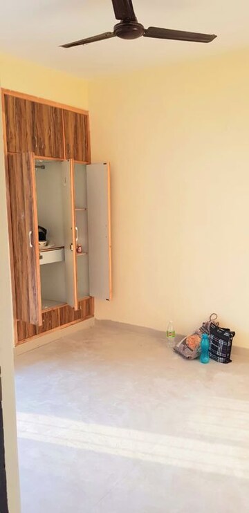 Room in 2 BHK Apartment at NK Sharma Savitry Greens 2, Ghazipur – for Rent