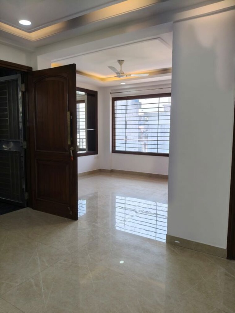 Room, sector 56 4 Bedroom 311 Sq.Yd. Builder Floor In Sector 56 Gurgaon 10012580
