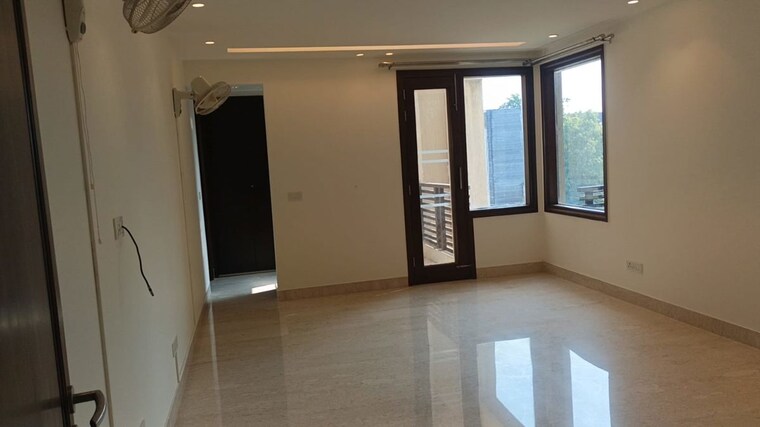 Room, vasant vihar 4 Bedroom 600 Sq.Yd. Builder Floor In Vasant Vihar Delhi 10012581