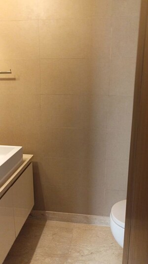 Room in 4 BHK Builder Floor at Vasant Vihar – for Rent