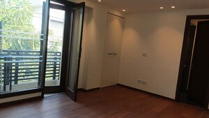 Room in 4 BHK Builder Floor at Vasant Vihar – for Rent