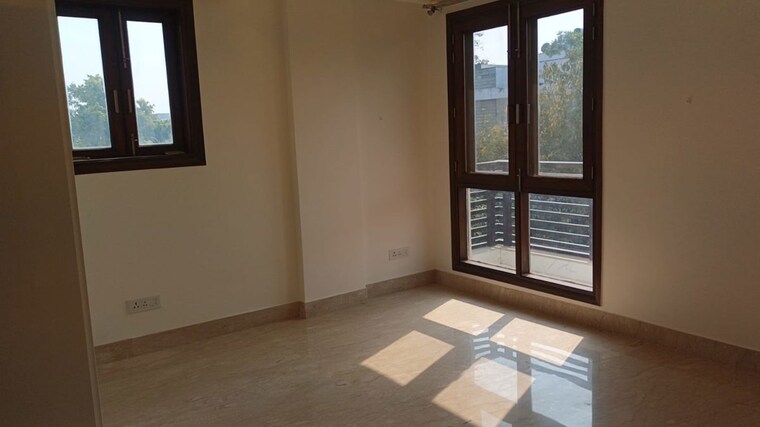 Room, vasant vihar 4 Bedroom 600 Sq.Yd. Builder Floor In Vasant Vihar Delhi 10012581