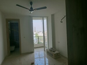 Room in 3 BHK Builder Floor at Santur Aspira, Sector 3 – for Rent