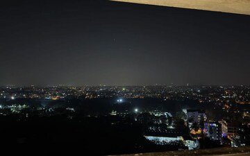 Furnished Amenities in 4 BHK Apartment at Prestige Misty Waters, Hebbal – for Sale