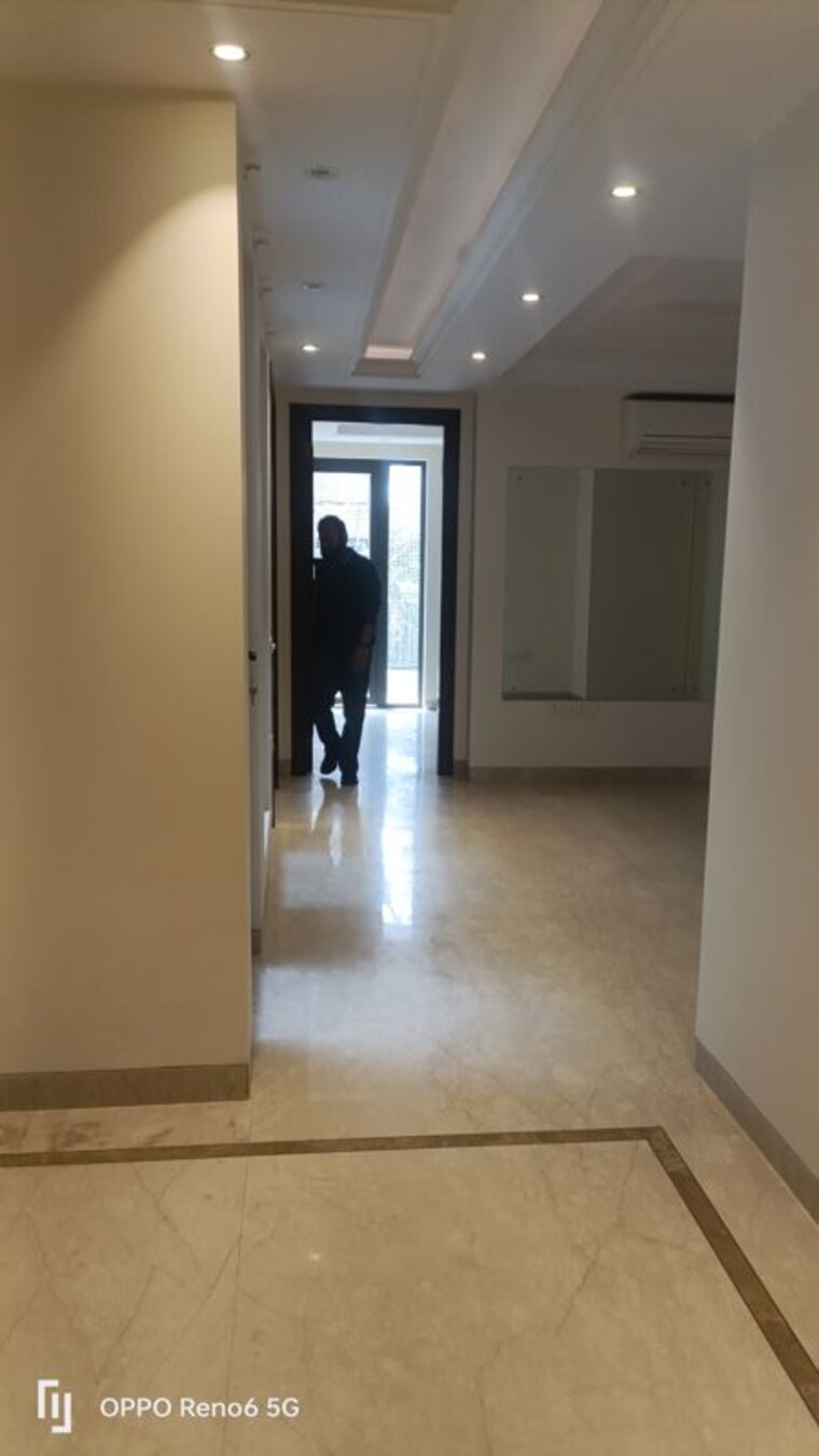 Room, vasant vihar 4 Bedroom 400 Sq.Yd. Builder Floor In Vasant Vihar Delhi 10012606