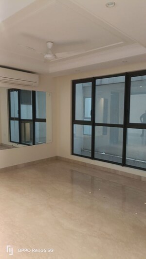 Room in 4 BHK Builder Floor at Vasant Vihar – for Rent