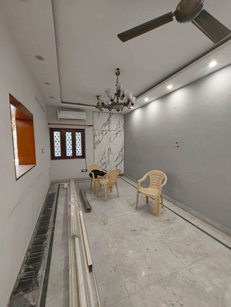 Balcony, nehru place 3 Bedroom 1500 Sq.Ft. Apartment In Nehru Place Delhi 10012621