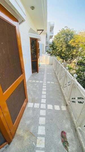 Balcony in 2 BHK Builder Floor at Palam Vihar – for Rent