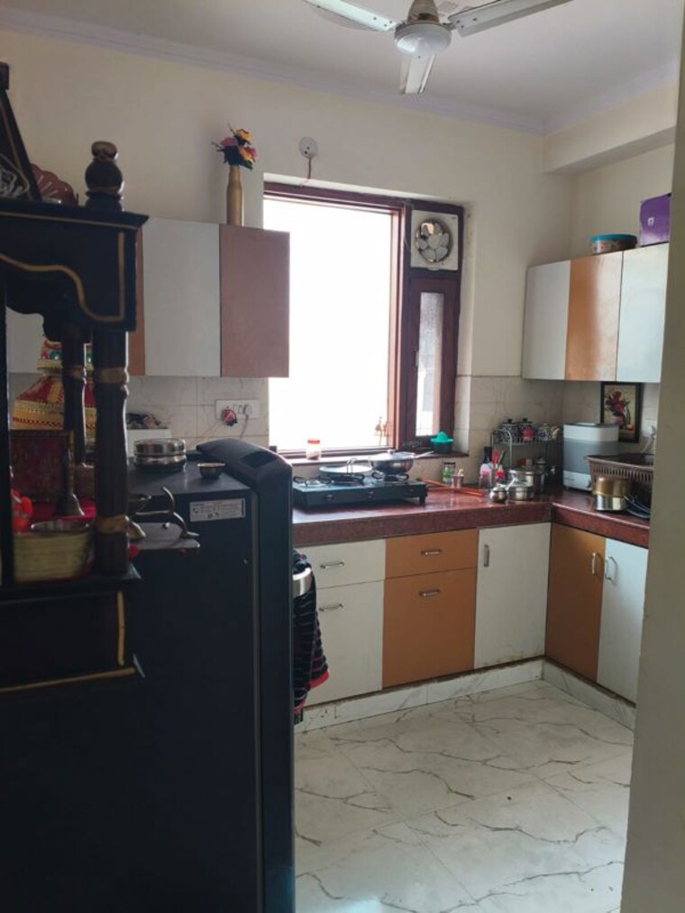 Kitchen, sector 23 2 Bedroom 260 Sq.Yd. Builder Floor In Sector 23 Gurgaon 10012633