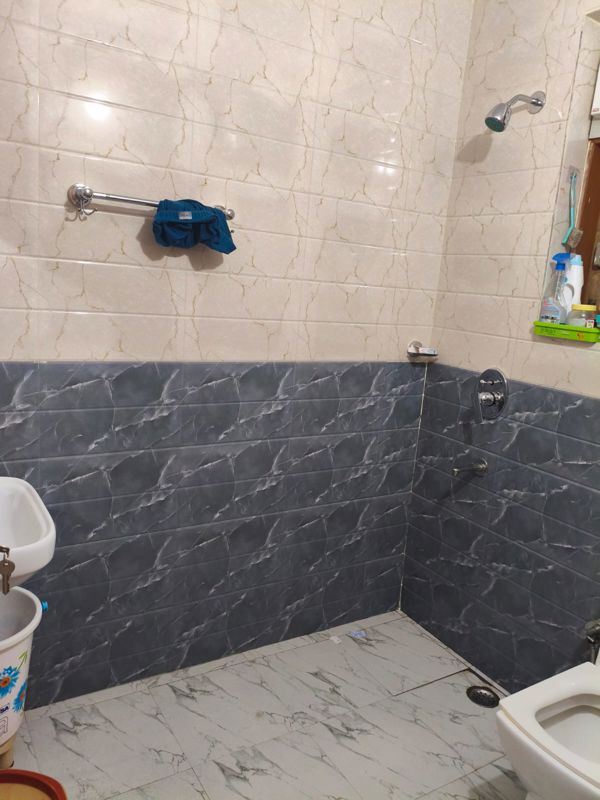 2 BHK + Pooja Room Builder Floor For Rent in Sector 23