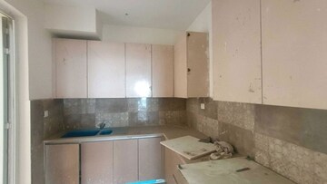 Kitchen in 3 BHK Apartment at BPTP Terra, Sector 37d – for Sale