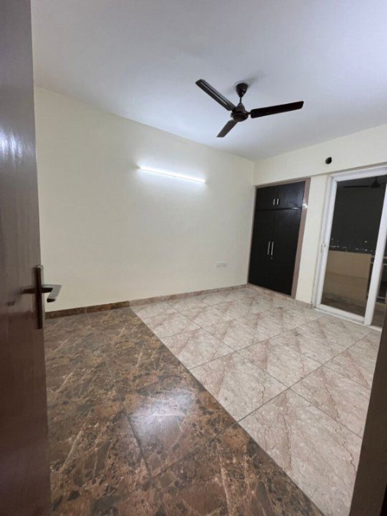 Room, wave-city 2 Bedroom 840 Sq.Ft. Apartment In Wave City Ghaziabad 10012609
